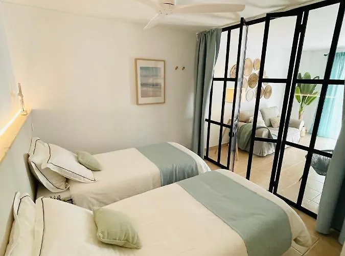 Fantastico T2 A 2min Do Acesso A Cozyin カバナス・デ・タビラ